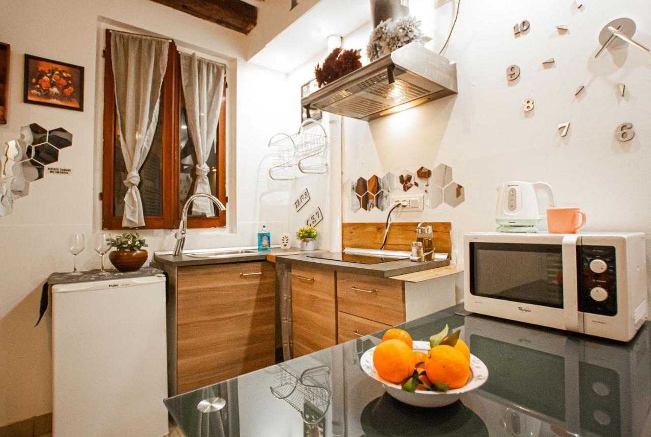 Apartamento Residenza Garibaldi Venecia Exterior foto